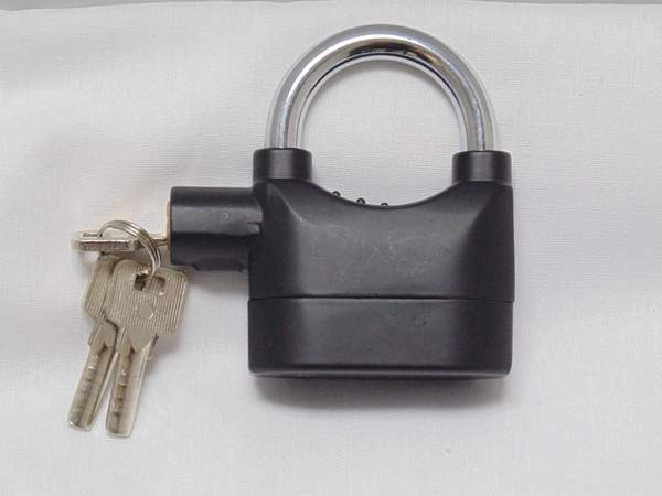 Loc R Bar™ Lock Alarm Padlock