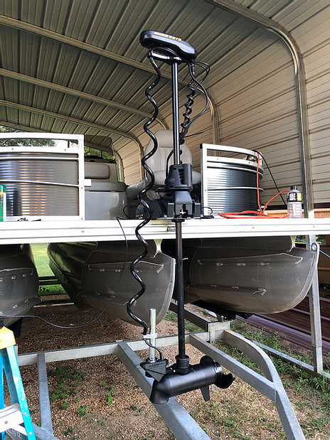 EASY Install of FOLDING LIVESCOPE MOUNT on BASS BOAT! (Cornfield